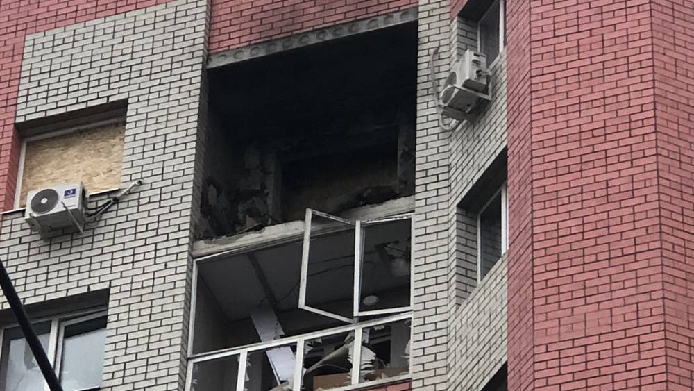 В Брянске заменили в доме окна, разбитые при атаке дрона