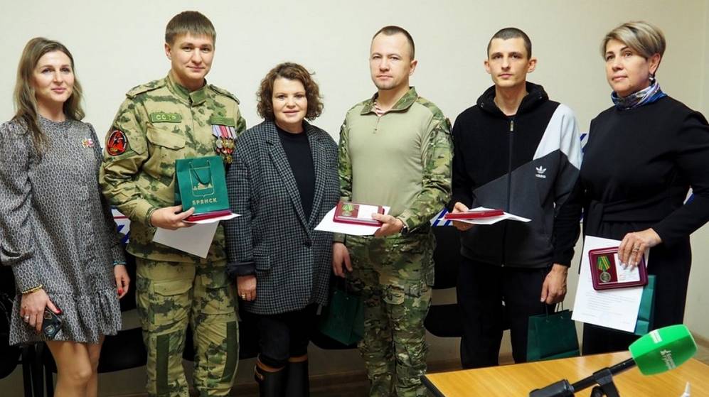 Глава города Брянска Марина Дбар провела встречу с жителями города