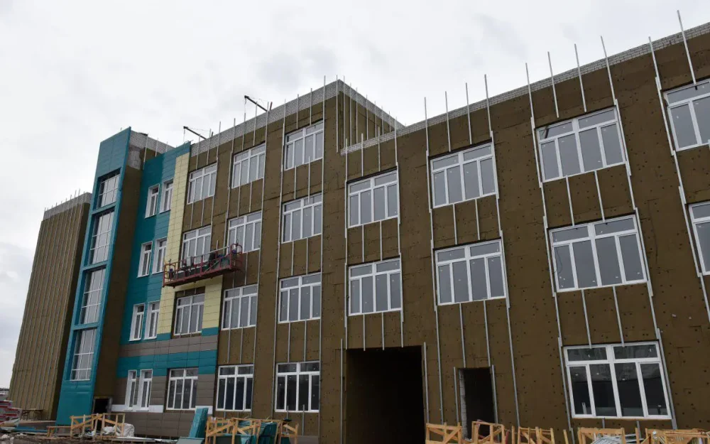 Губернатор Брянской области: Мы вкладываем в будущее, строя школы и детские сады