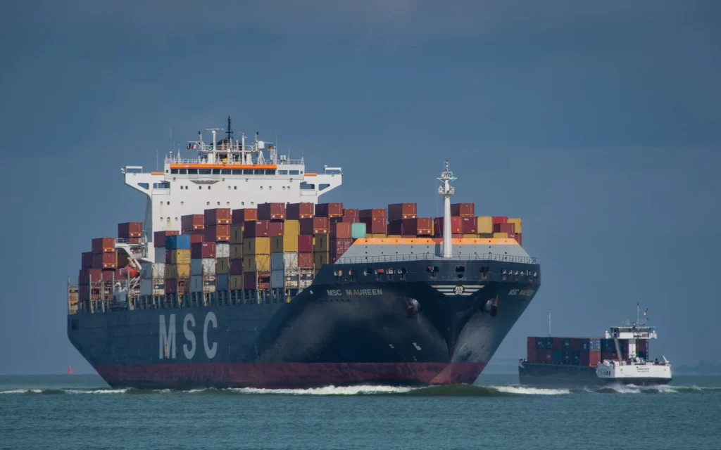 Основные аспекты и преимущества морских перевозок