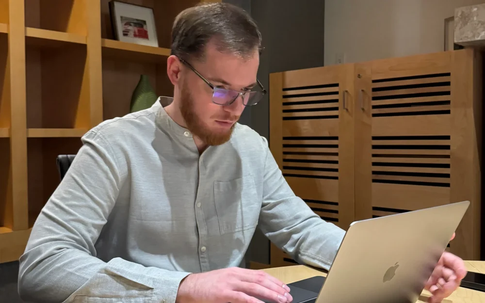 Успех программиста Андрея Масола: контракт с Meta Platforms*