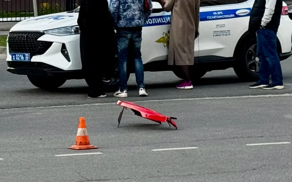 В Брянске водитель сбил пешехода на «зебре» — молодой человек в реанимации