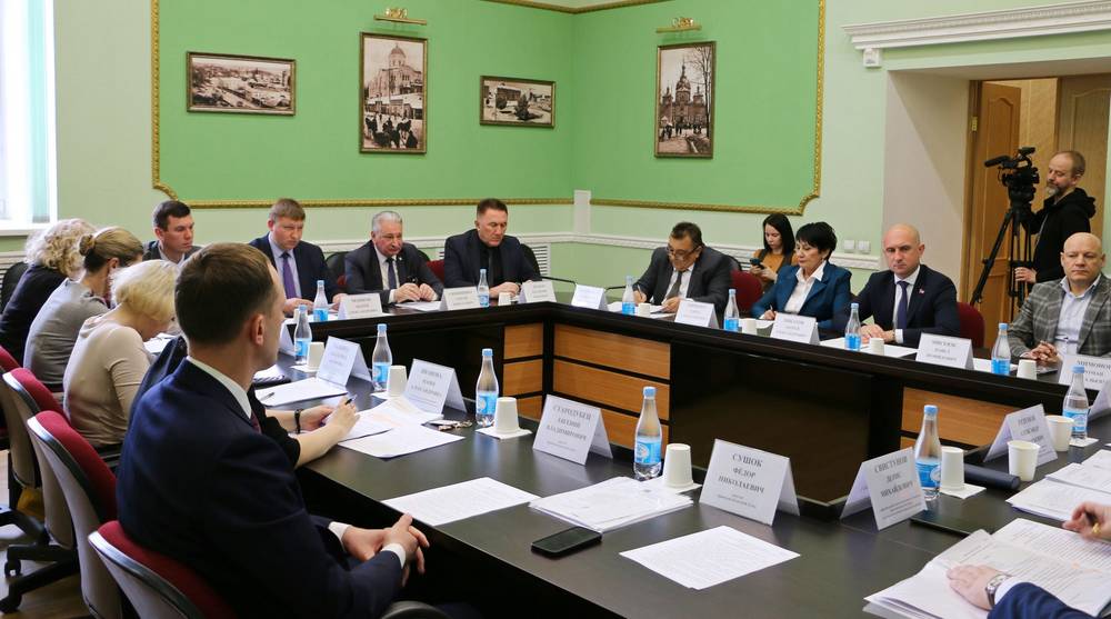 Аграрный комитет брянской думы обсудил вопросы реализации подведомственных программ