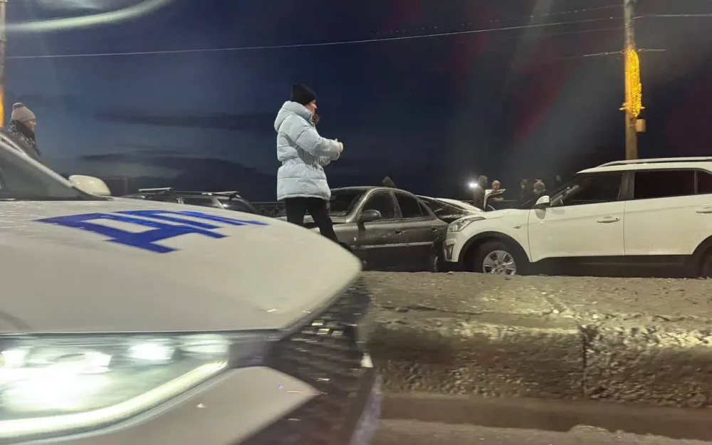 Появилось видео самой массовой аварии за всю историю Брянска