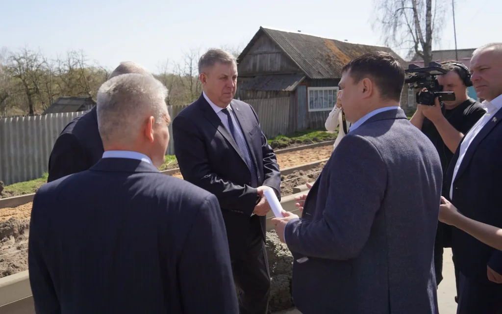 В Мглине Брянской области капитально обновят трассу и школу