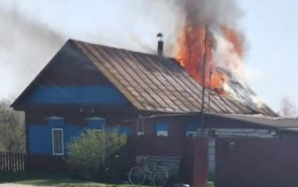 Из-за атак украинских террористов в брянском приграничье сгорел 31 дом