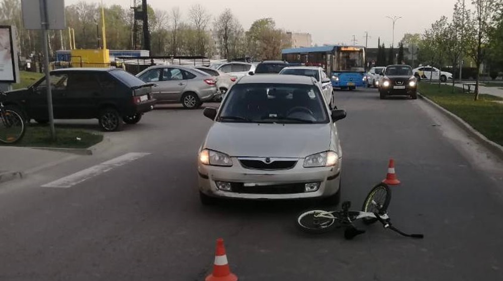Под Брянском в Путёвке 72-летний мужчина на Mazda сбил 6-летнего велосипедиста