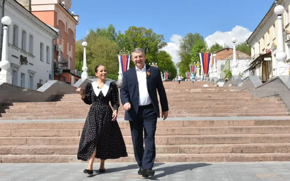 Брянский губернатор Богомаз стал гостем программы Юлии Барановской