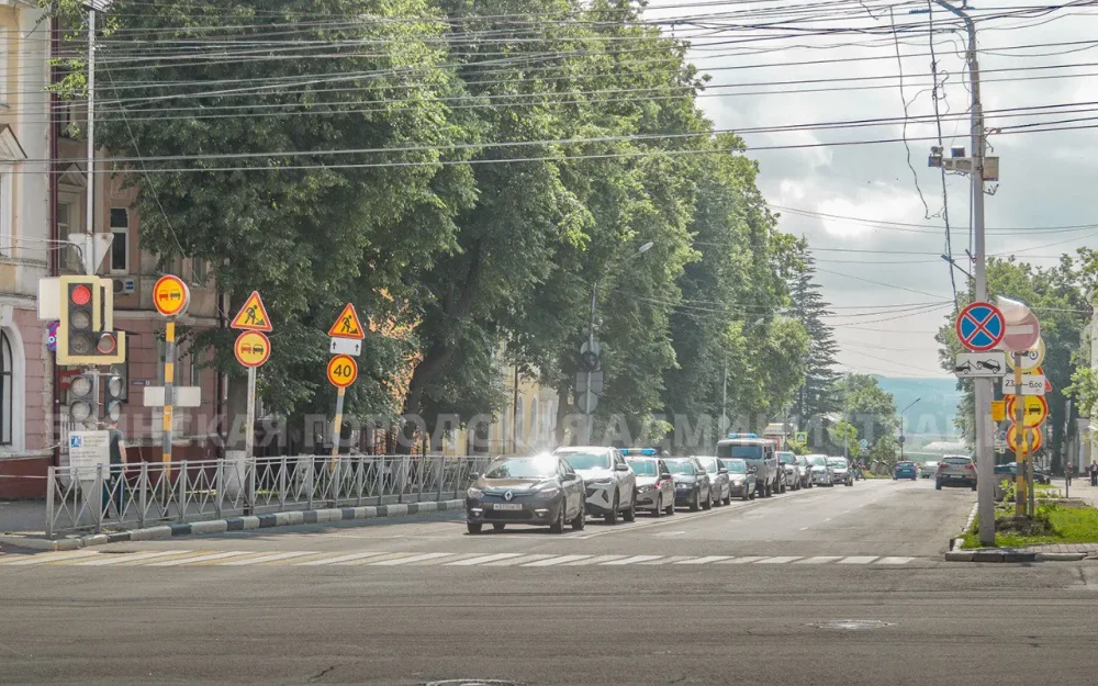 В Брянске улица Горького будет иметь от 4 до 5 полос движения