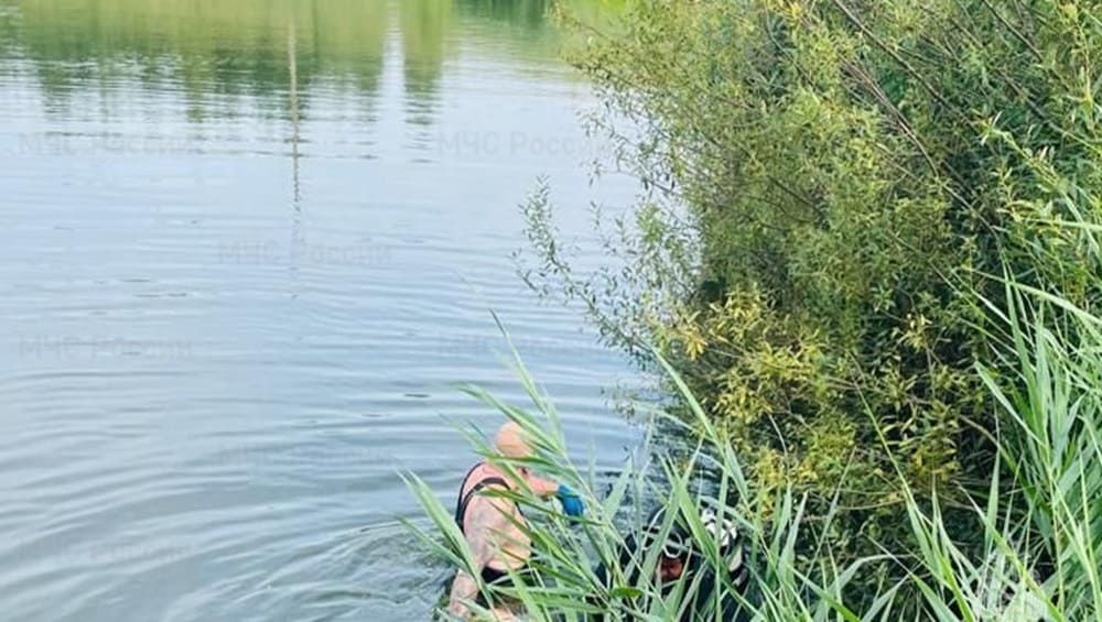 В Клинцах Брянской области в озере утонул мужчина