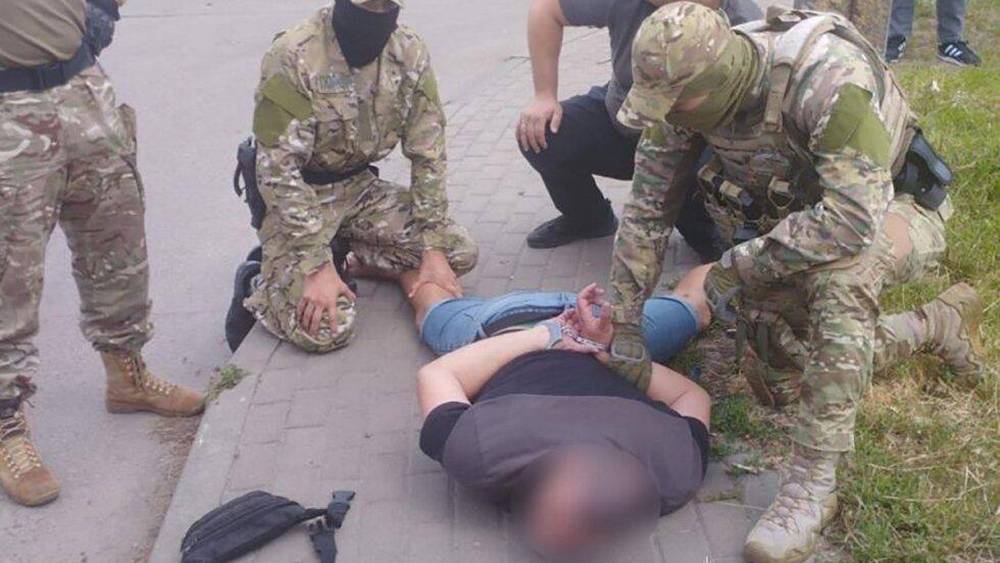 Так что там с зарплатами у украинских братьев близ брянской границы