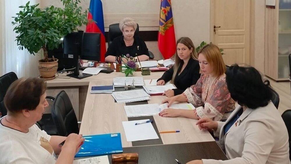 В Брянске назвали победителей отбора программы «Земский учитель»