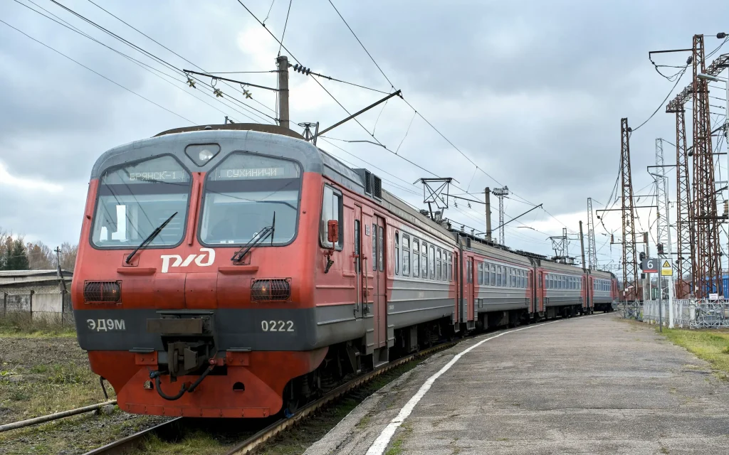 Расписание некоторых пригородных поездов в Брянской области изменится с 4 по 8 августа в связи с ремонтными работами