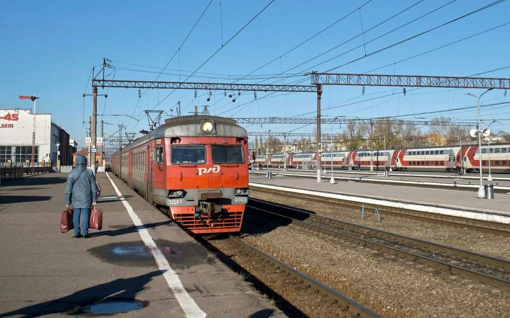 Расписание некоторых пригородных поездов в Брянской области в связи с модернизацией инфраструктуры изменится с 13 июля