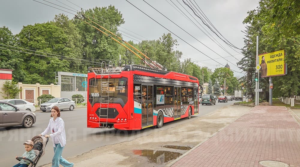 В Брянске дорогу на улице Красноармейской отремонтировали на 70 процентов