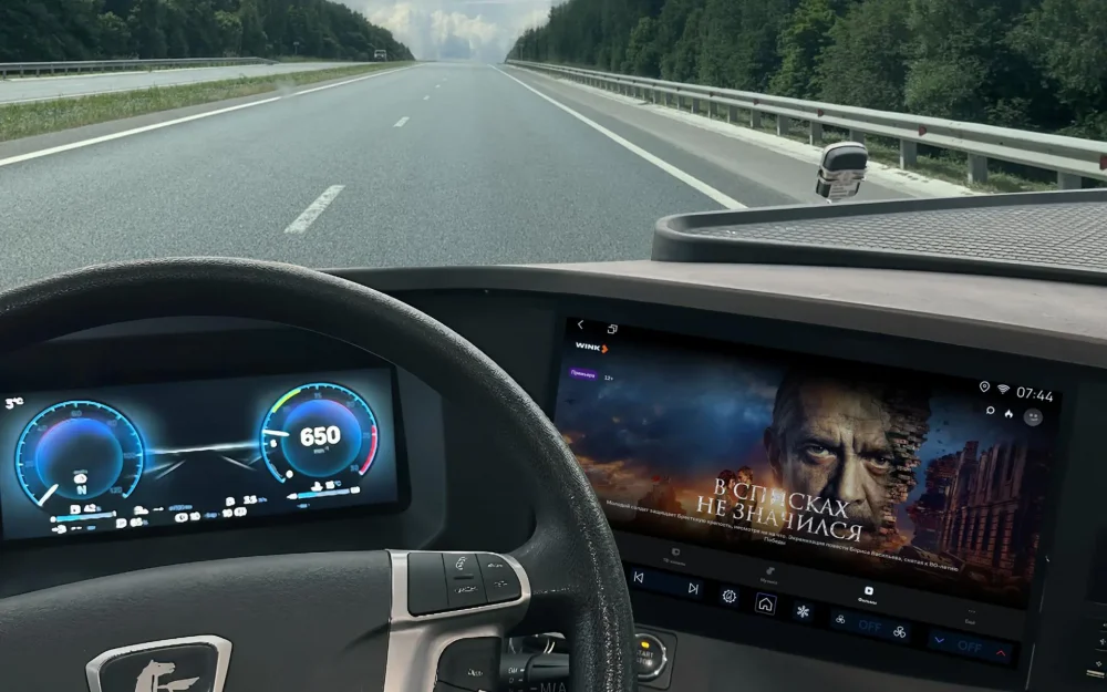 Дальнобойщики выбирают Wink — в автомобилях КАМАЗ стали доступны онлайн-кинотеатр, музыка и книги