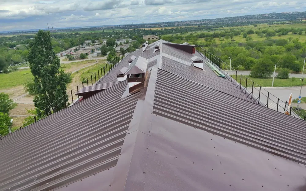 Брянка под защитой: Александр Богомаз рассказал о восстановлении города в ЛНР