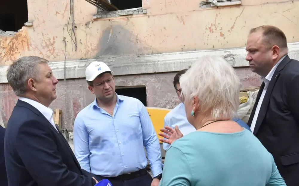 Брянский губернатор оценил ход реконструкции филиала Сеченовского университета