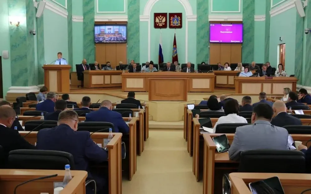 В Брянской области появится прокурорский закон о развитии и защите детей