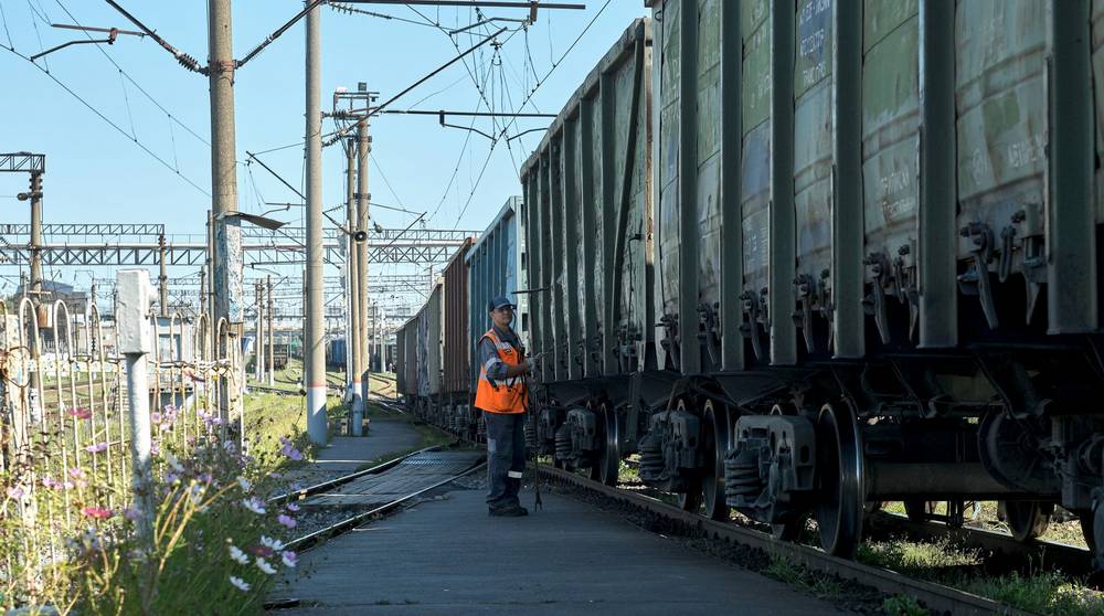 На железной дороге в Брянской области погружено более миллиона тонн грузов за январь-июль