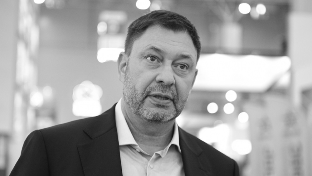 Брянскую журналистку Еву Меркачёву шокировала кончина коллеги Кирилла Вышинского