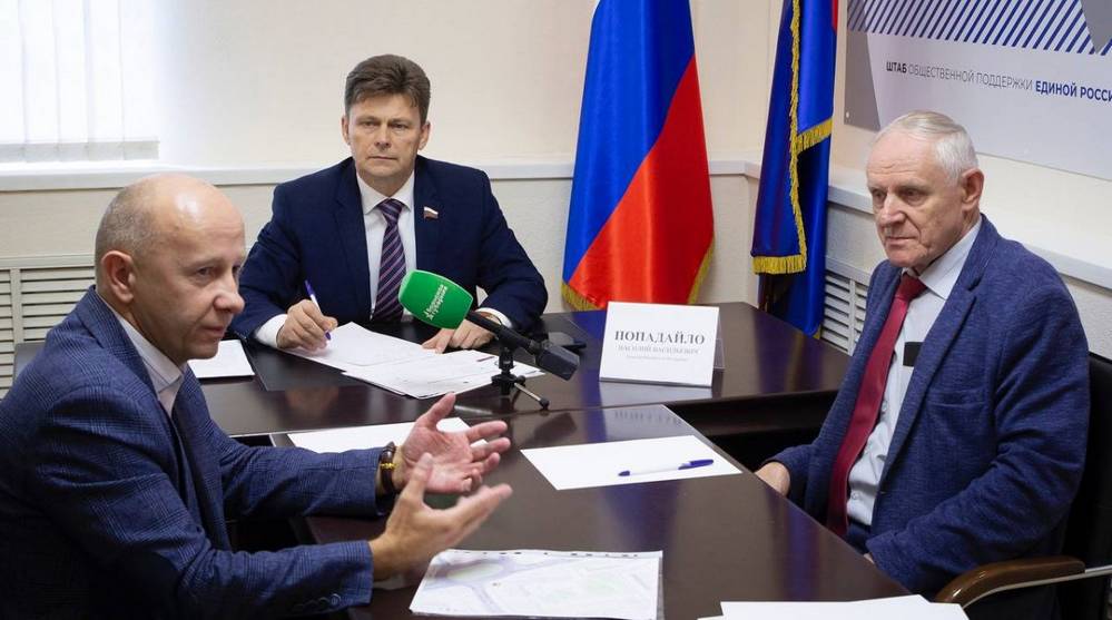 Василий Попадайло провел личный прием граждан в Брянской области