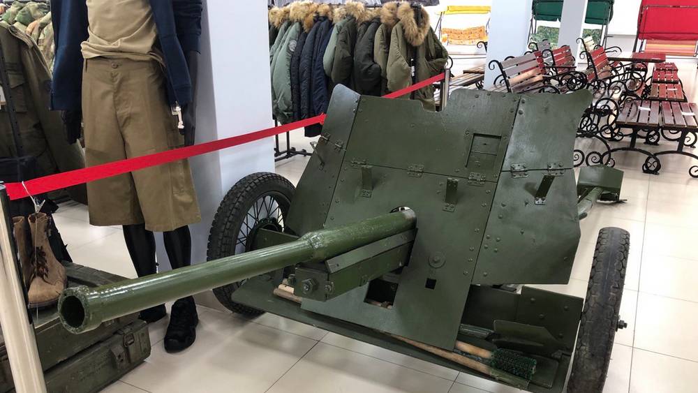 В брянский магазин затащили пушку