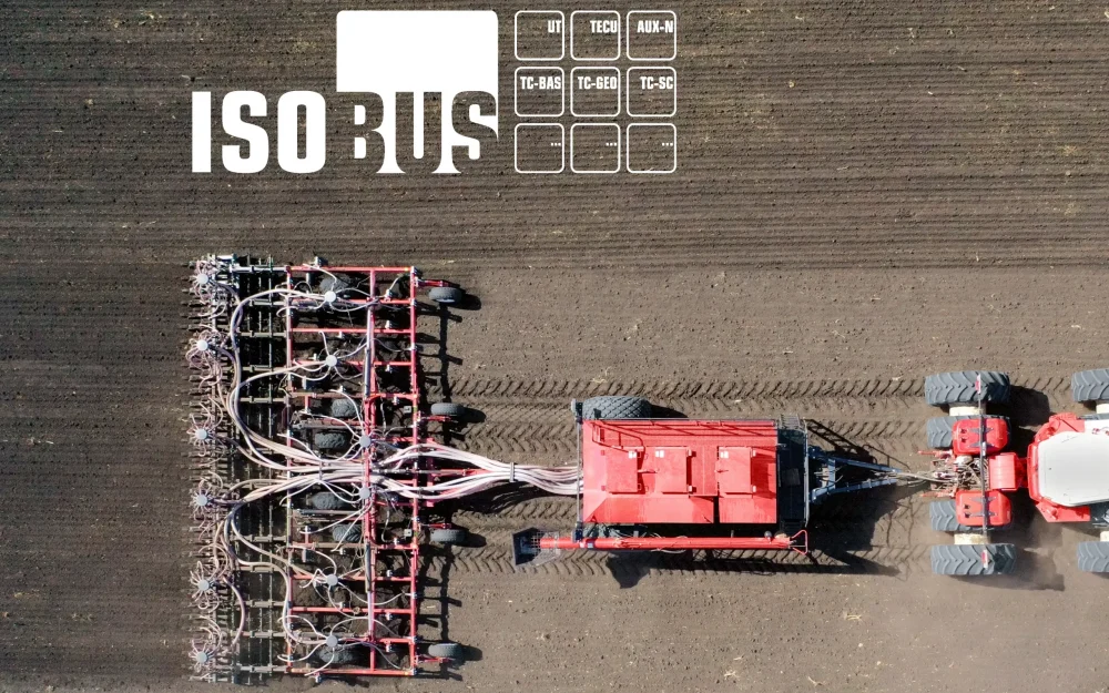 От отца к сыну: как традиции и цифровые технологии Ростсельмаш работают на брянских полях