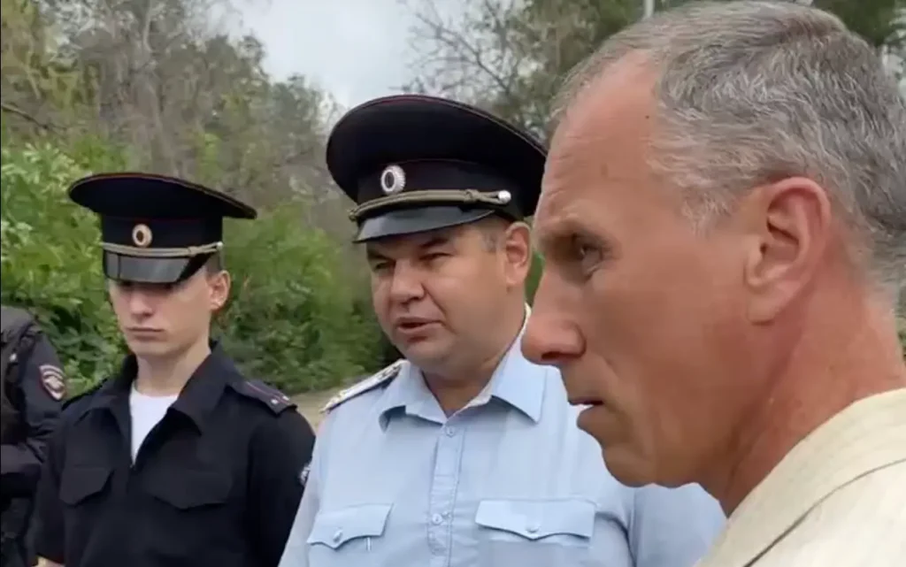 В Саратове оправдали полицейского, пригрозившего активистам расстрелом