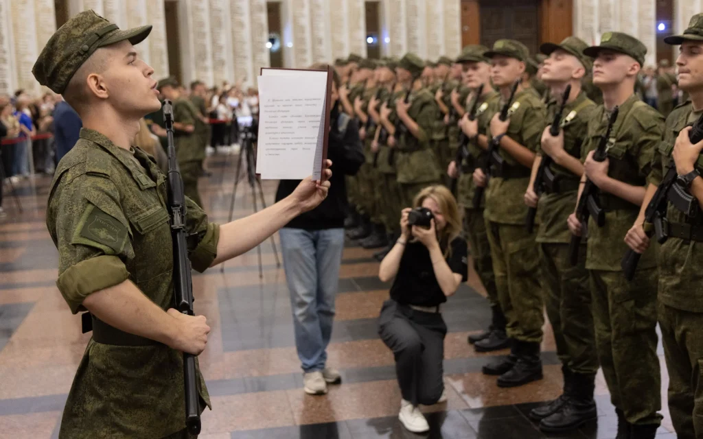 Брянский губернатор подписал указ о призыве граждан на военную службу