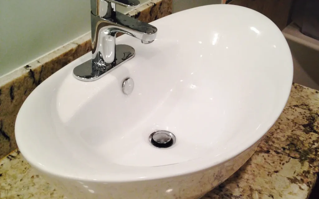 Раковина-чаша накладная: стильное и практичное решение для ванной