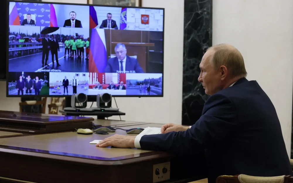 В Унече Брянской области с участием президента России открыли мост