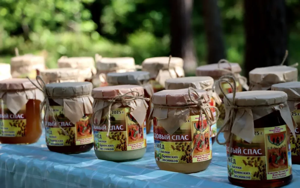 В Брянской области на Медовый Спас открыли часовню в память лесников-партизан