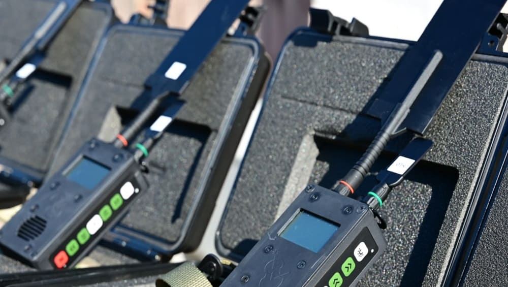 Брянским пограничникам и Росгвардии передали 150 детекторов для обнаружения БПЛА