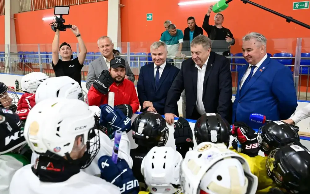В Почепе открыли современные объекты для спорта, здоровья и воспитания детей