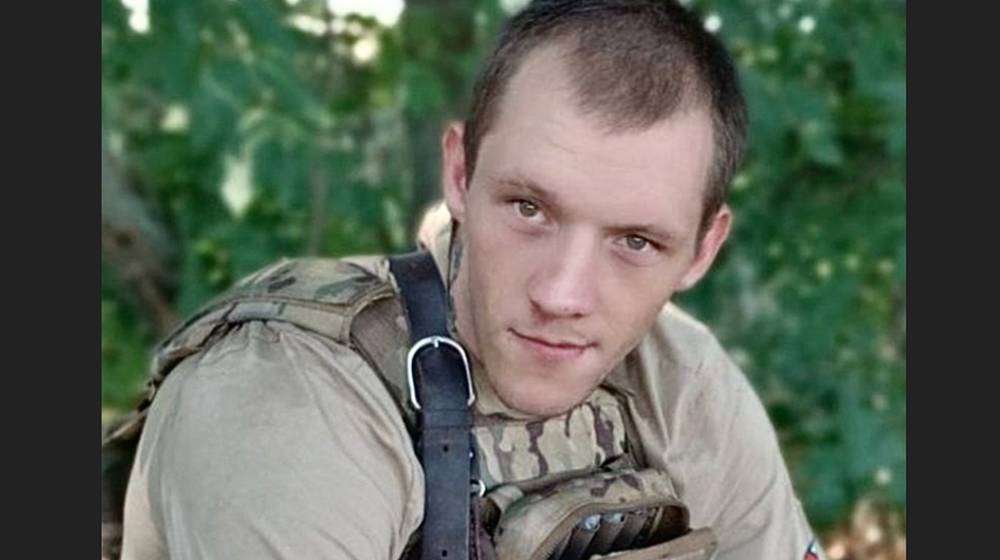 В Стародубе простятся с погибшим в зоне СВО бойцом Тимуром Гуриным