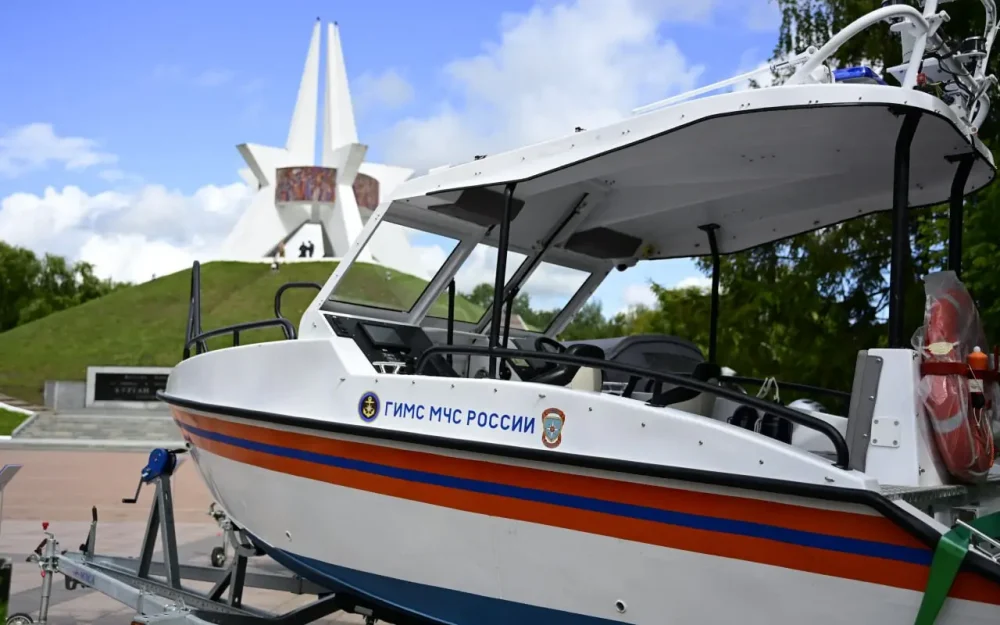 Брянские спасатели получили 56 единиц современной техники