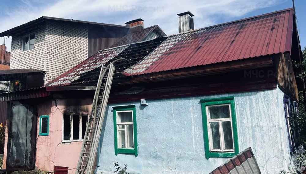 В Брянске при пожаре в жилом доме на улице Ямской пострадал человек