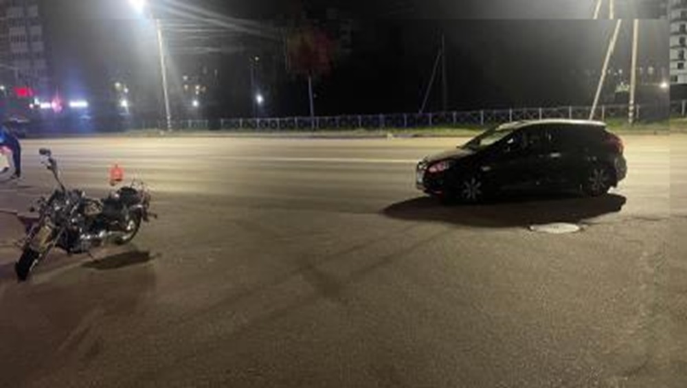 В Брянске за сутки на одном участке дороги разбились два мотоциклиста, один погиб