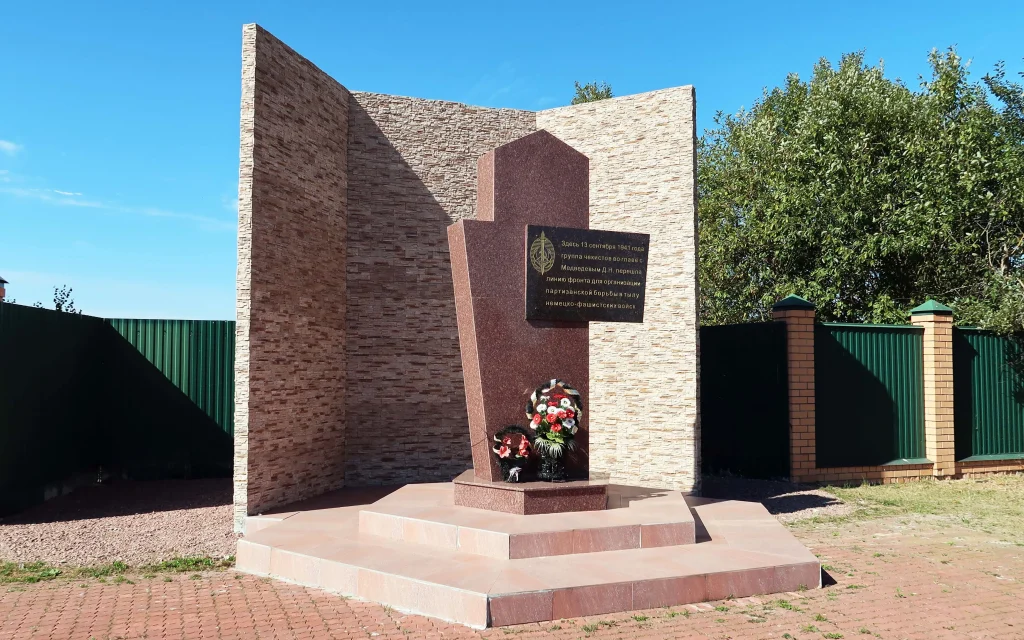 В Жуковском районе Брянской области открыли памятник воинам-чекистам