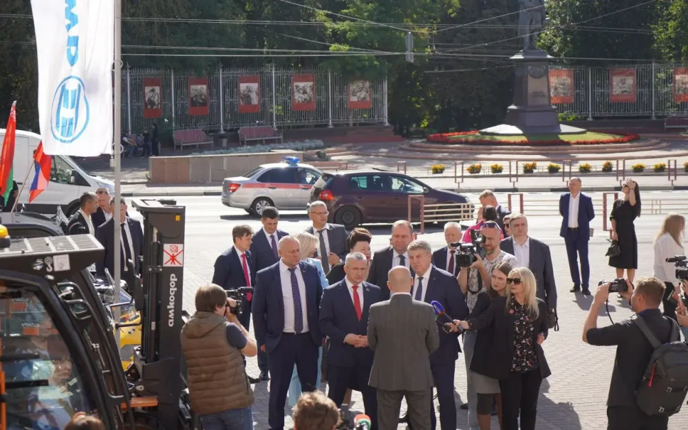 Объединение сил: стартовал IV региональный бизнес-форум «Брянск – Гомель»