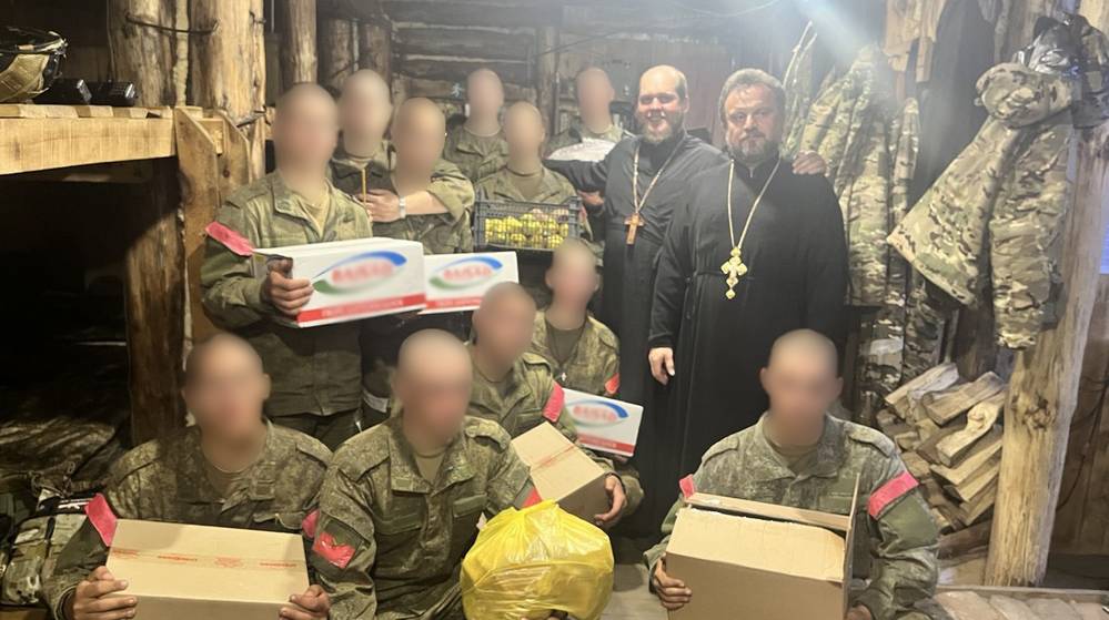 Священники Брянской епархии доставили на границу грузы для строительства «дороги жизни»