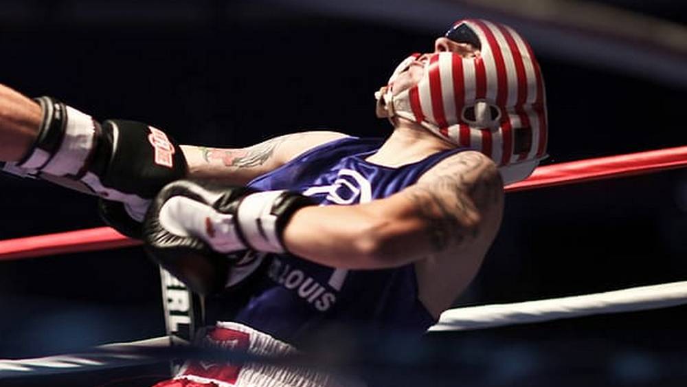 Брянский депутат-боксер нанес сокрушительный удар по «костлявой руке»