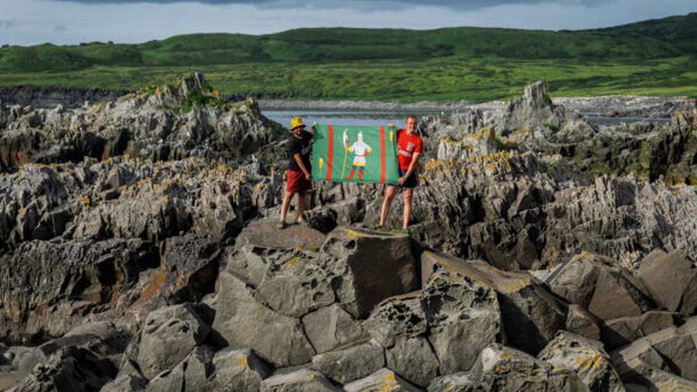 Комаричский флаг подняли над Курильскими островами