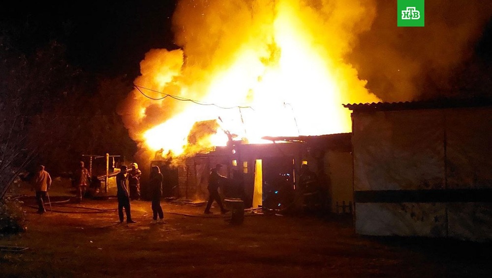 В брянской Белой Берёзке  в результате удара ВСУ по дому едва не погибли 4 детей