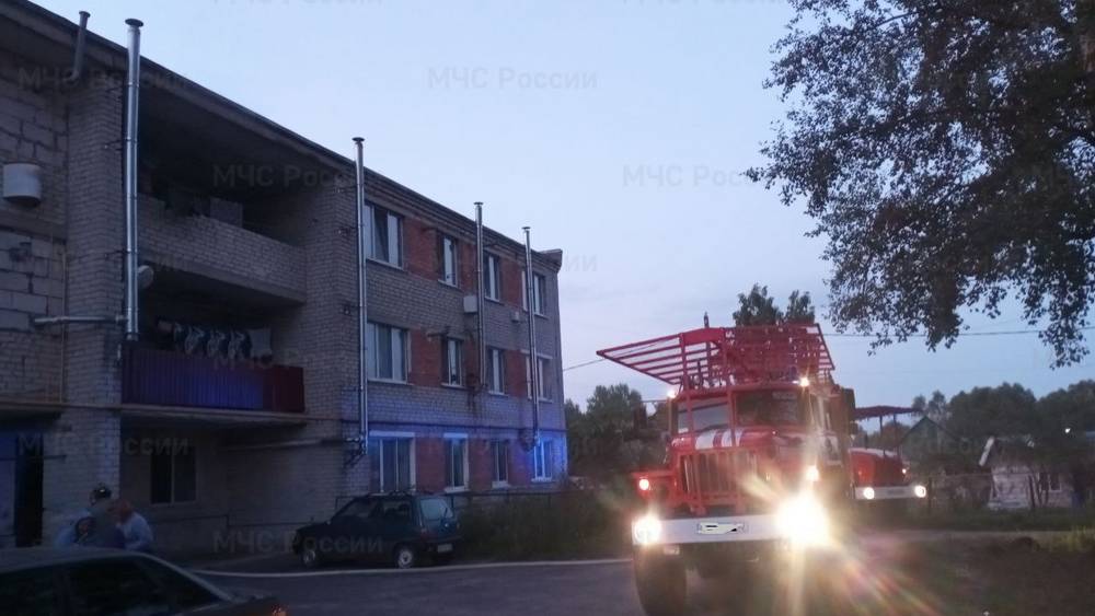 В приграничном Севске во время пожара эвакуировали 35 человек