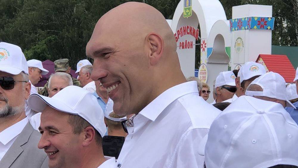 Над брянским депутатом нависла угроза стать нежелательной персоной на Щукинском рынке