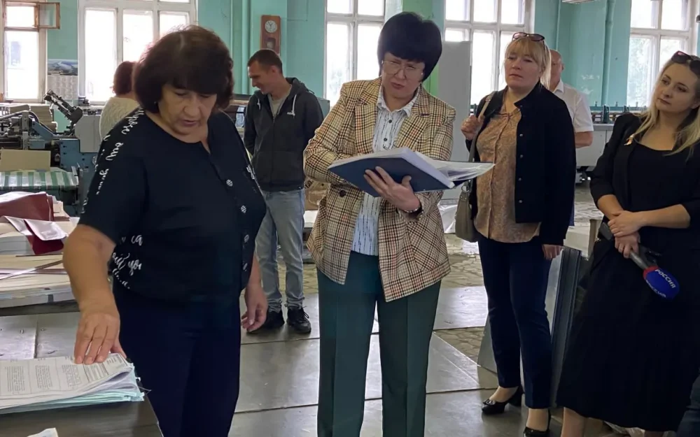 В Брянске избирком получил бюллетени для губернаторских выборов