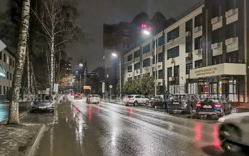 В Брянске обновили более 95 процентов уличных светильников