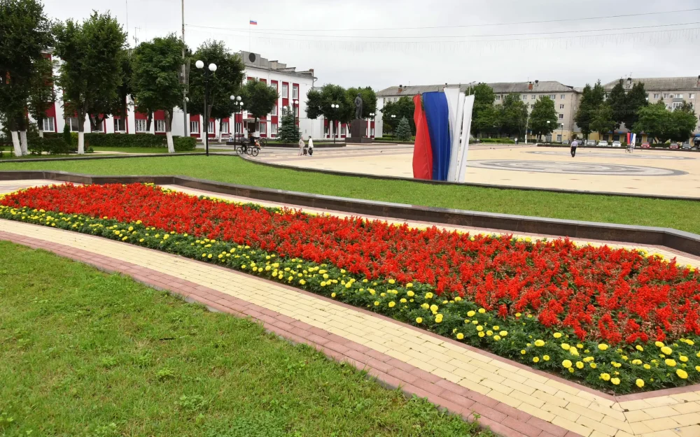 Александр Богомаз отметил рост инвестиций и развитие инфраструктуры Унечи